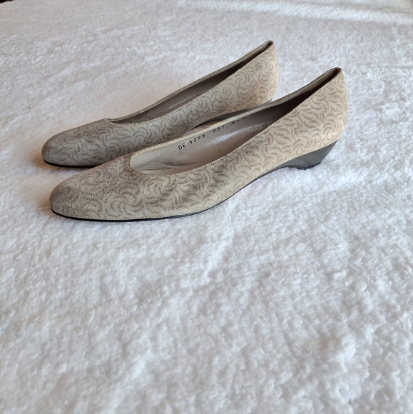 Salvatore Ferragamo 8.5 8½aaaa Slender Almond Toe slip on Heel NEW - Picture 3 of 11